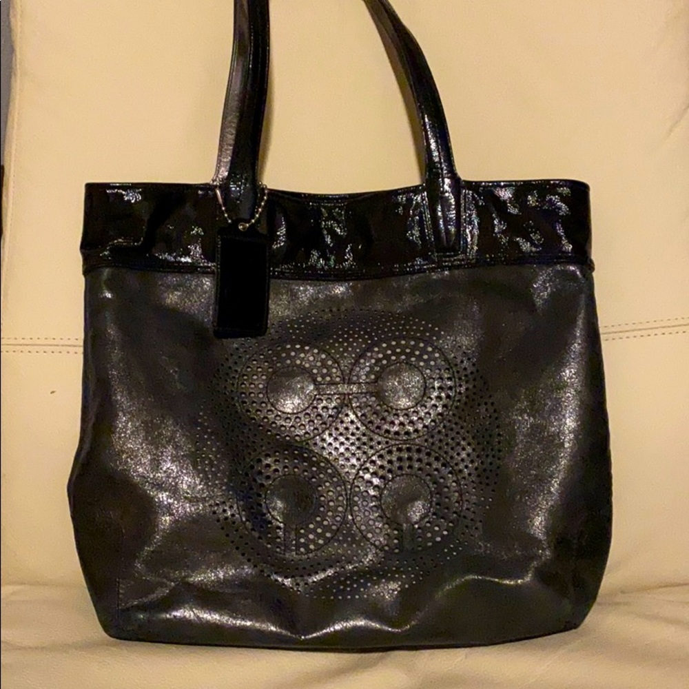 Authentic Black Coach Shoulder handbag!  What a bargain!